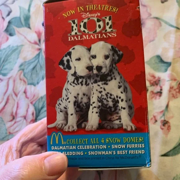 Vintage McDonald’s 101 Dalmatians Snow Dome with Red Packaging - Picture 3 of 7